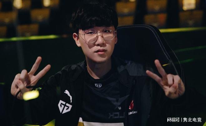 年到来之际 年到来之际