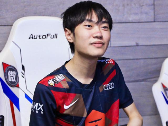 探讨他们的 探讨他们的