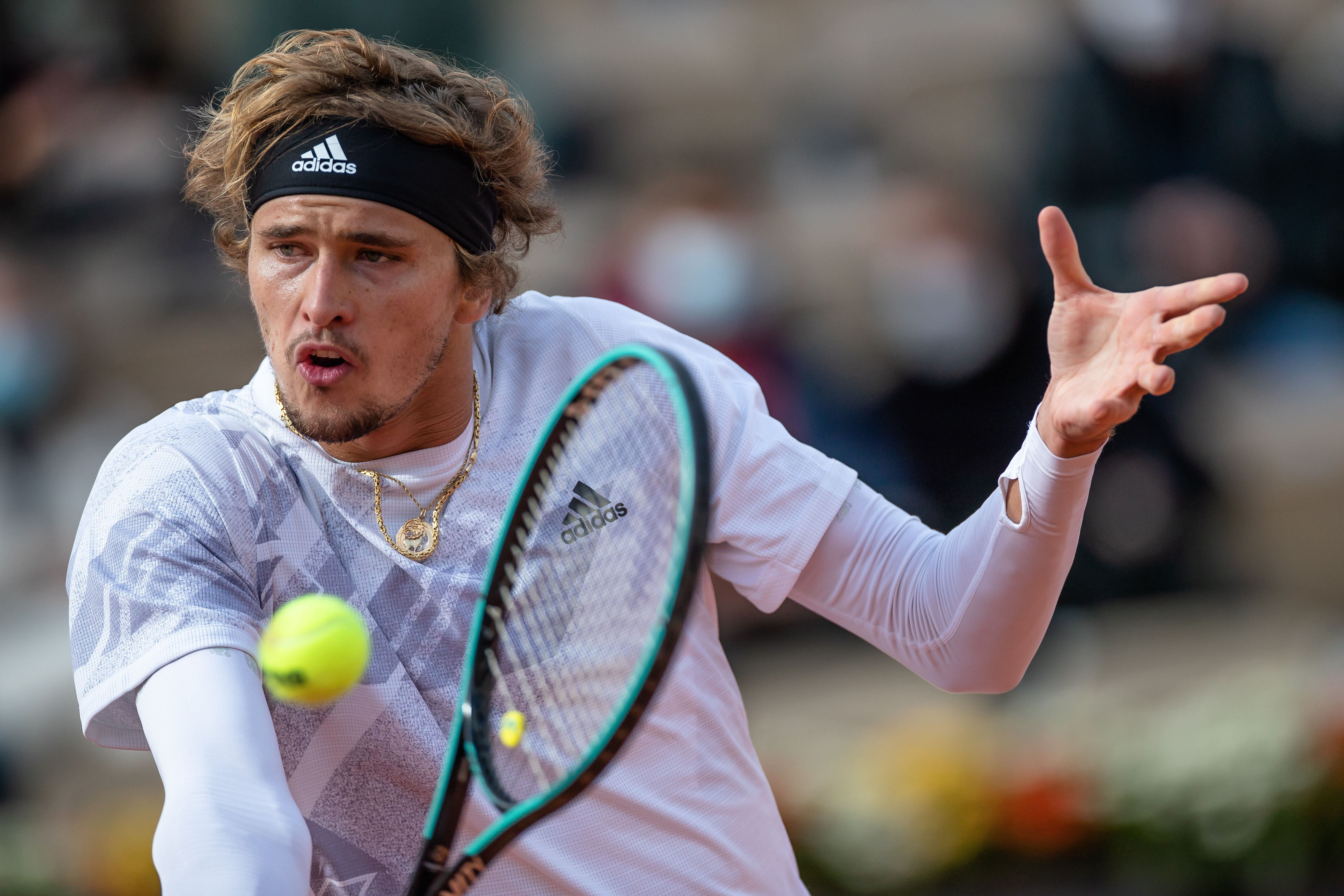 巨额奖金揭 巨额奖金揭