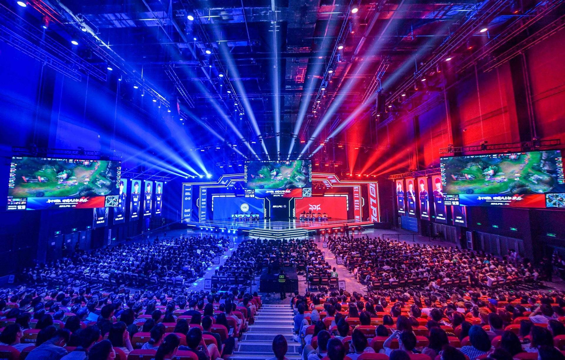 但他怀有宏 但他怀有宏