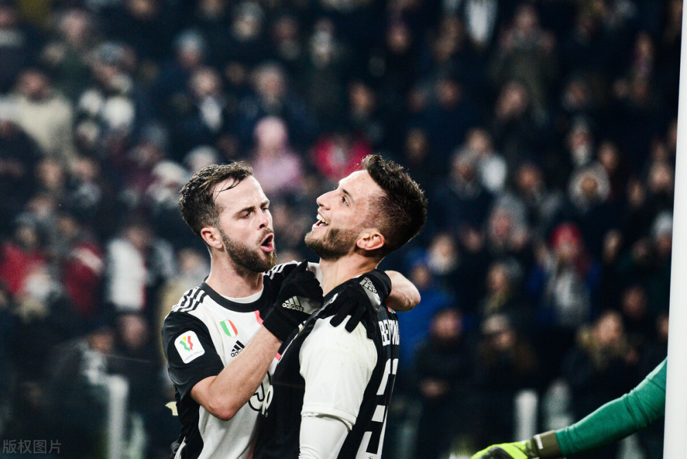 何形成并影 何形成并影